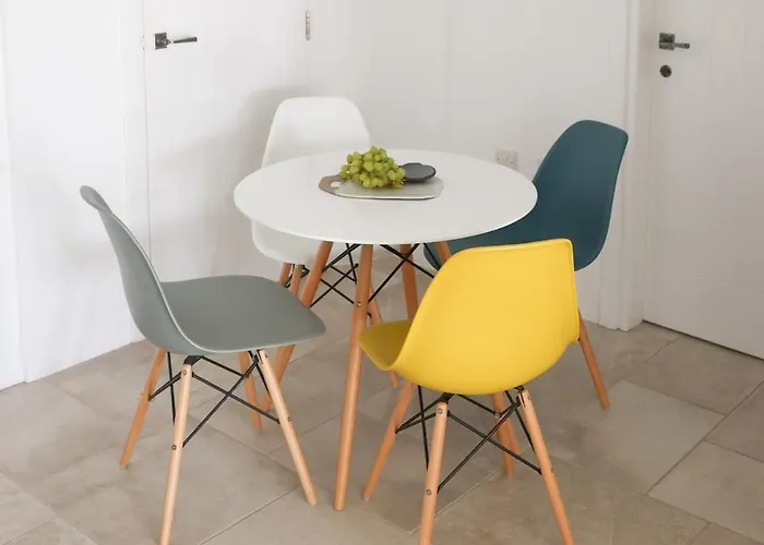 Beachside Causton With Private Pool Villa *