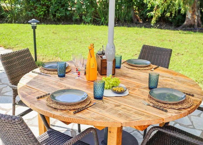 Beachside Causton With Private Pool Villa Platanias (Skiathos)