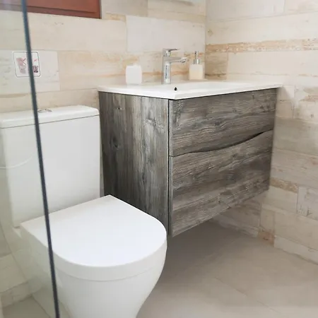 Beachside Causton With Private Pool * העיירה סקיאתוס